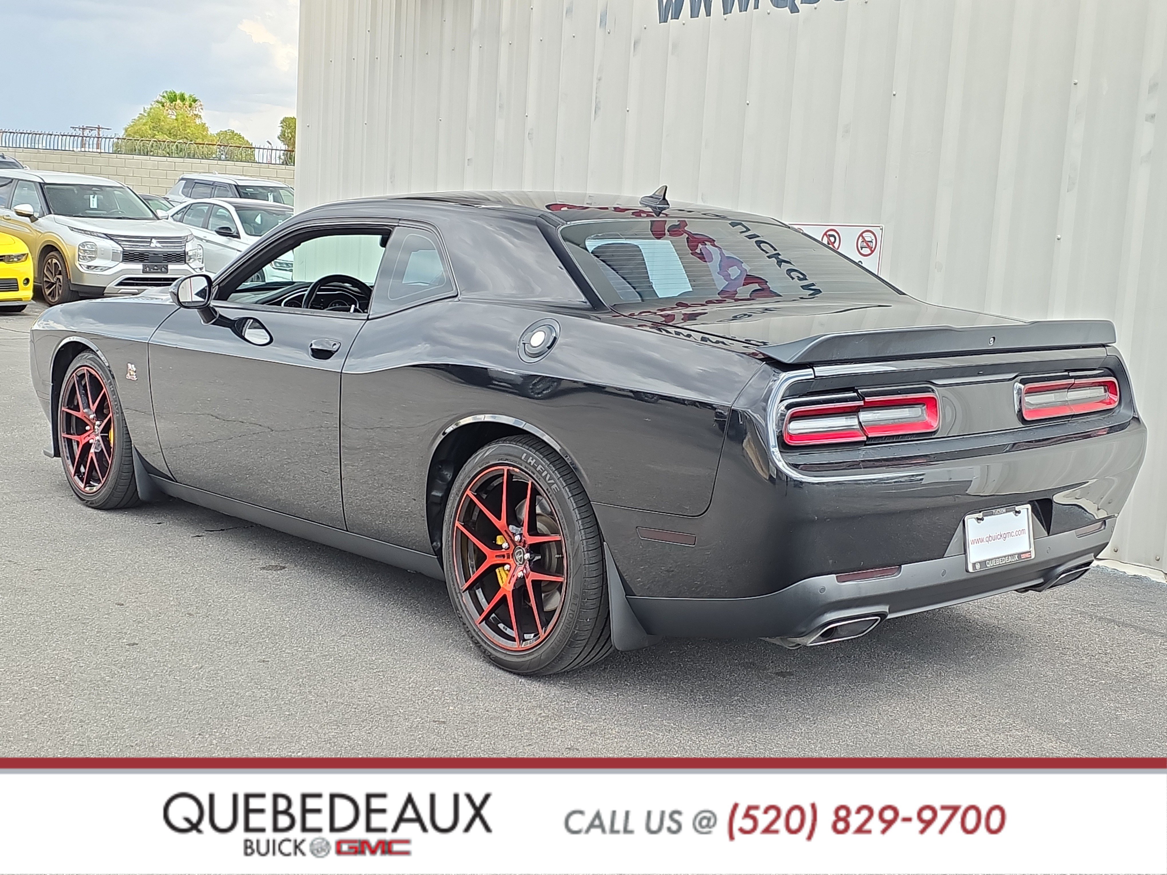 Used 2016 Dodge Challenger R/T Scat Pack w/ Leather Interior Group RWD image 5