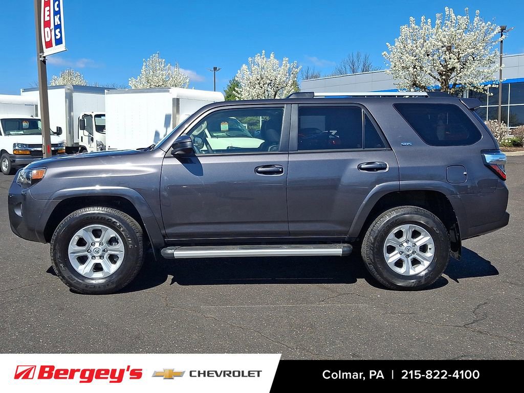 Used 2023 Toyota 4Runner SR5 image 9
