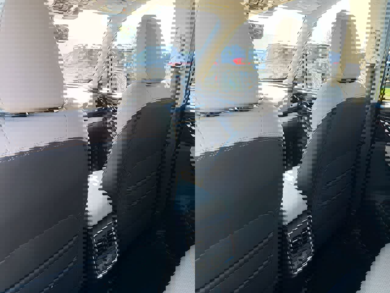 Used 2023 Subaru Forester Limited image 15