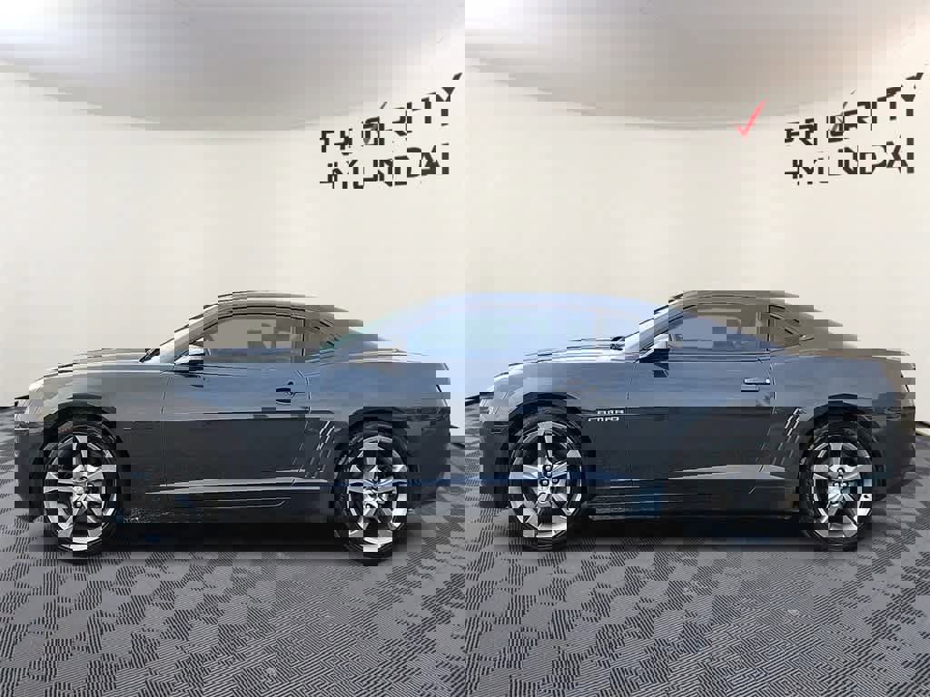 Used 2013 Chevrolet Camaro LT w/ RS Package image 6