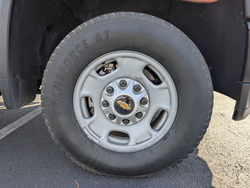 Used 2023 Chevrolet Silverado 2500 W/T w/ WT Convenience Package image 11