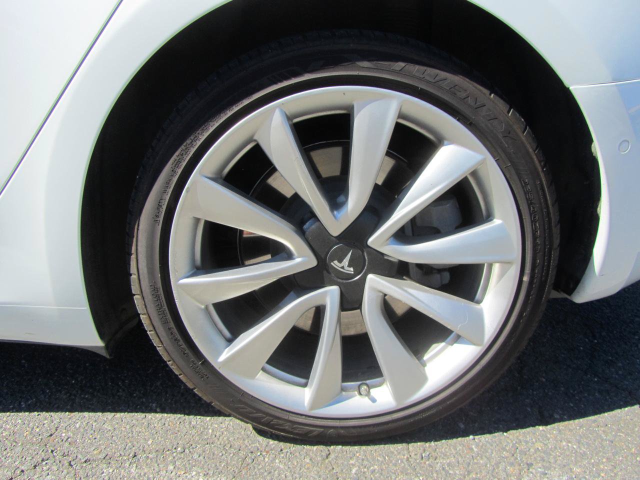 Used 2019 Tesla Model 3 Long Range AWD/4WD image 26