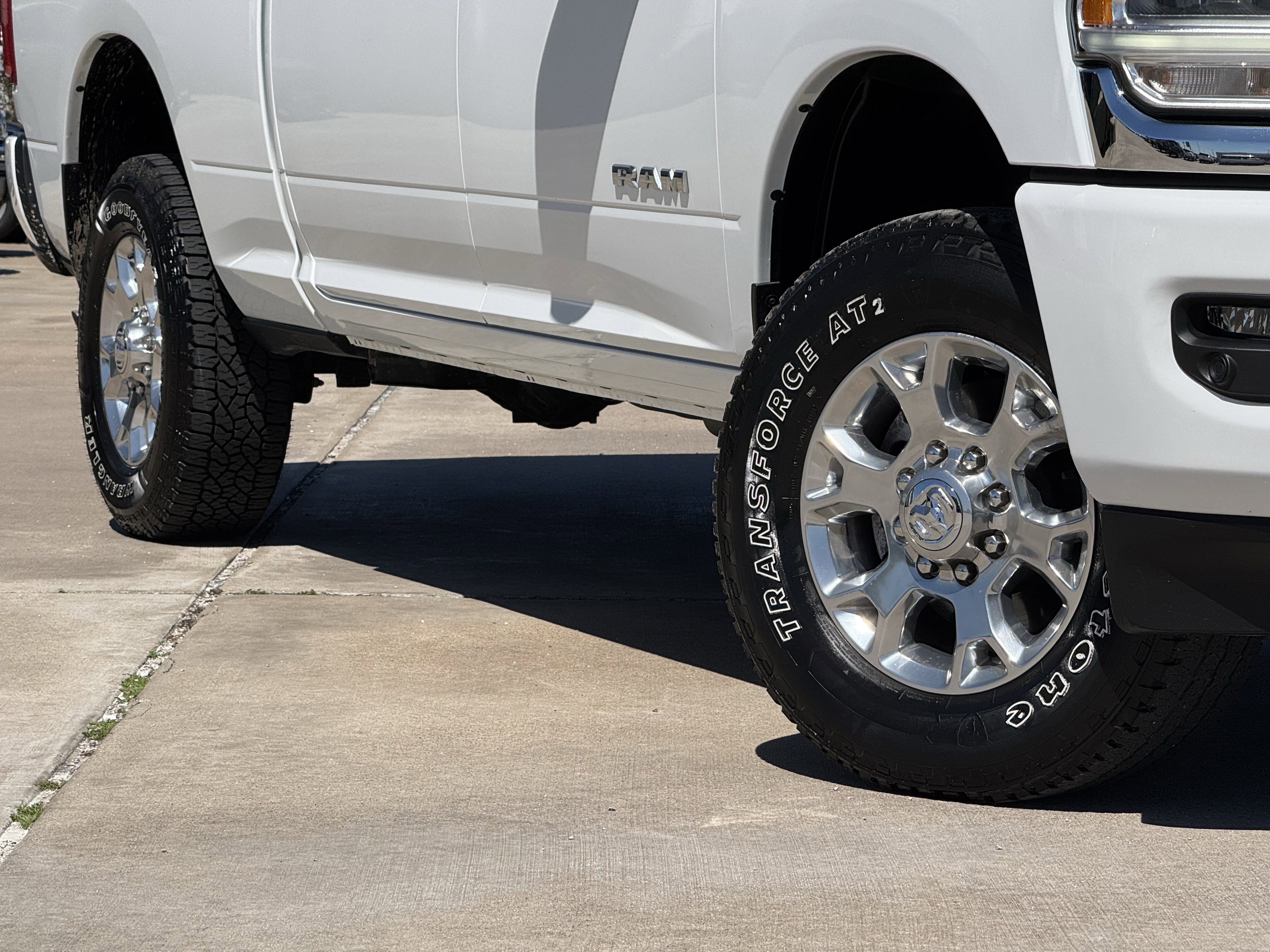 Used 2024 RAM 2500 Laramie image 12