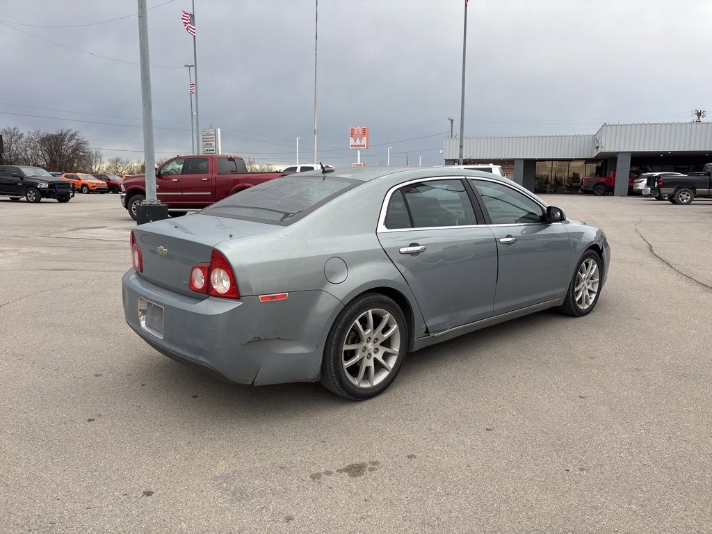 Used 2009 Chevrolet Malibu LTZ image 3