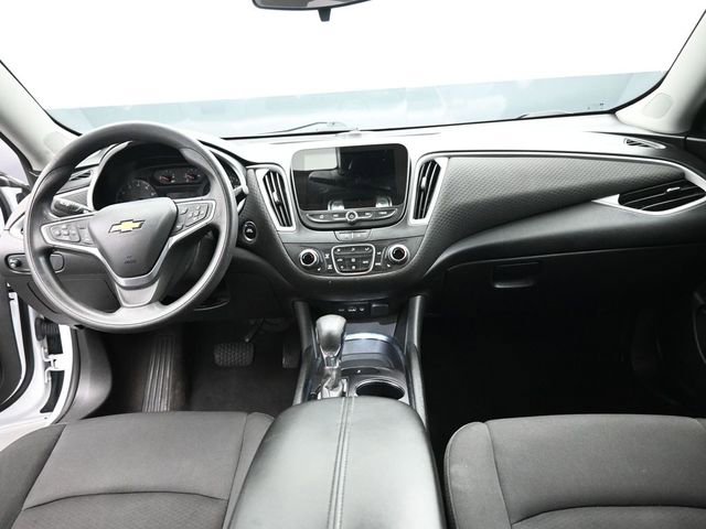 Used 2023 Chevrolet Malibu LT image 24