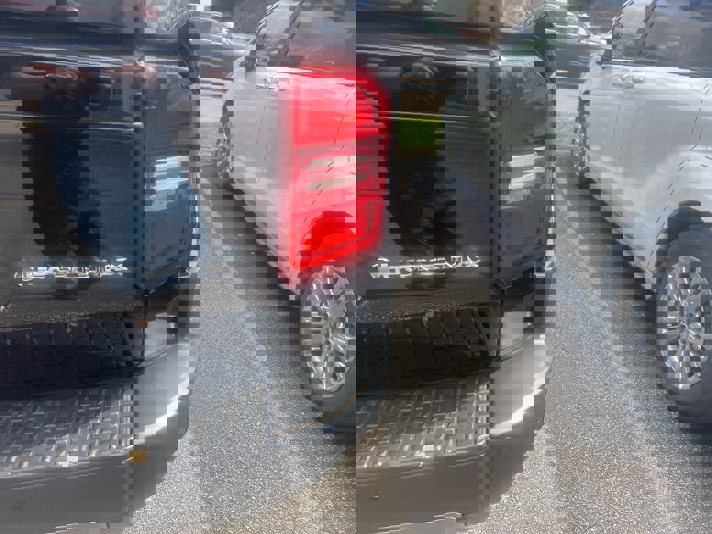 Used 2024 Toyota Land Cruiser image 3