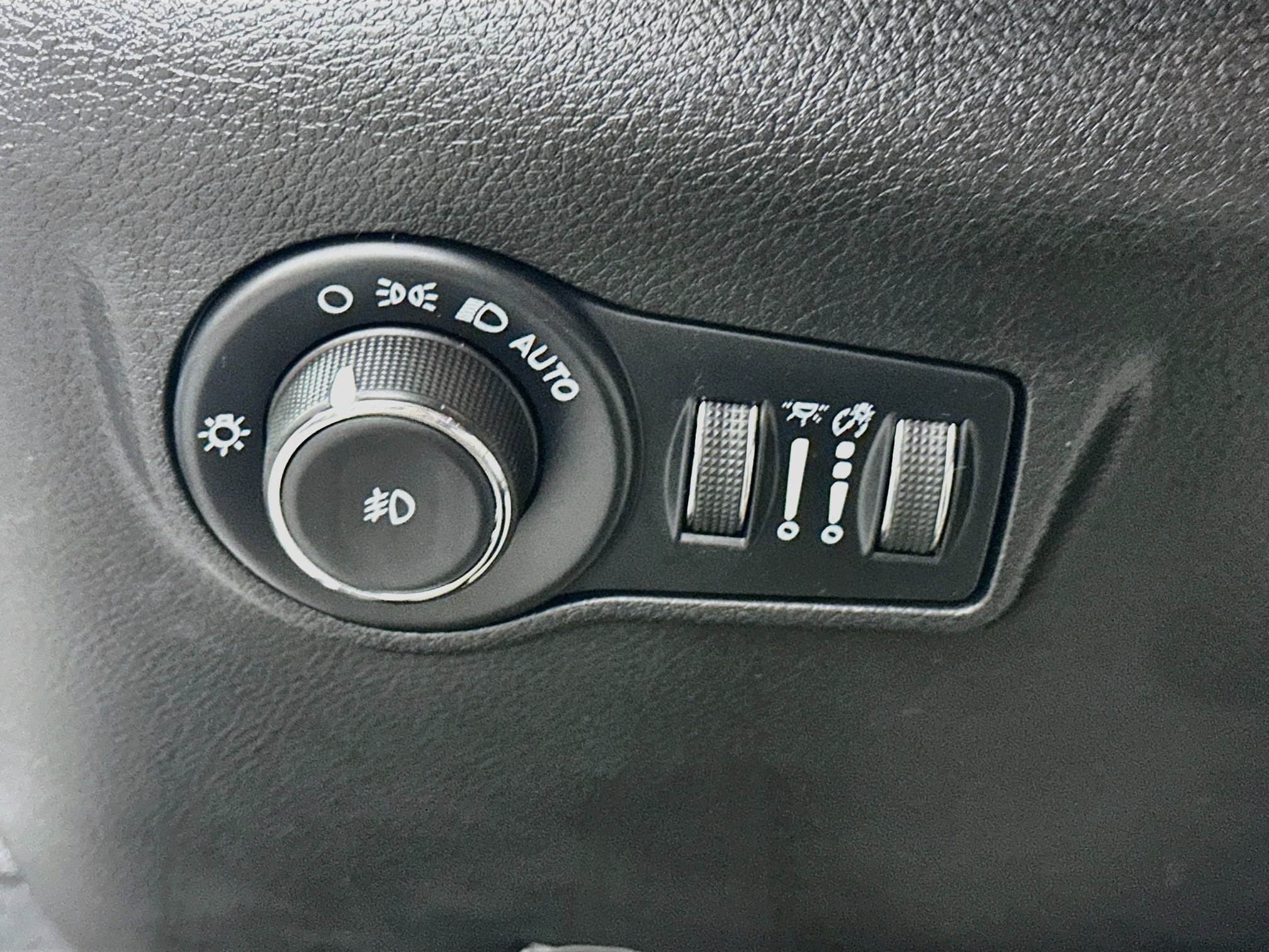 Used 2022 Jeep Compass Latitude AWD/4WD image 17
