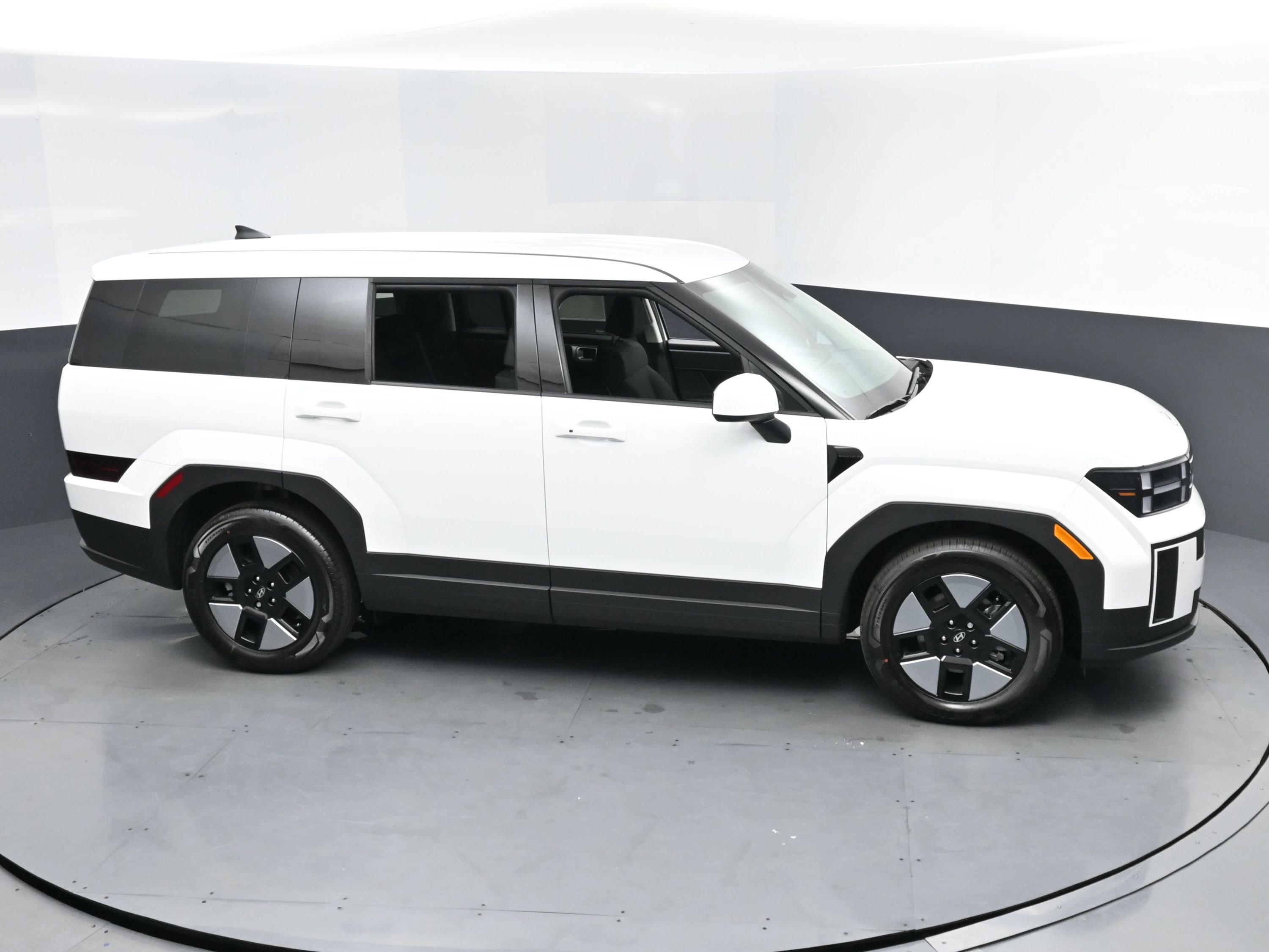 New 2026 Hyundai Santa Fe SE image 7