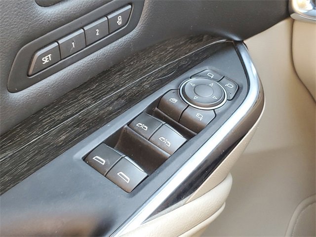 Certified 2022 Cadillac XT4 Premium Luxury w/ Enhanced Visibility Package image 23