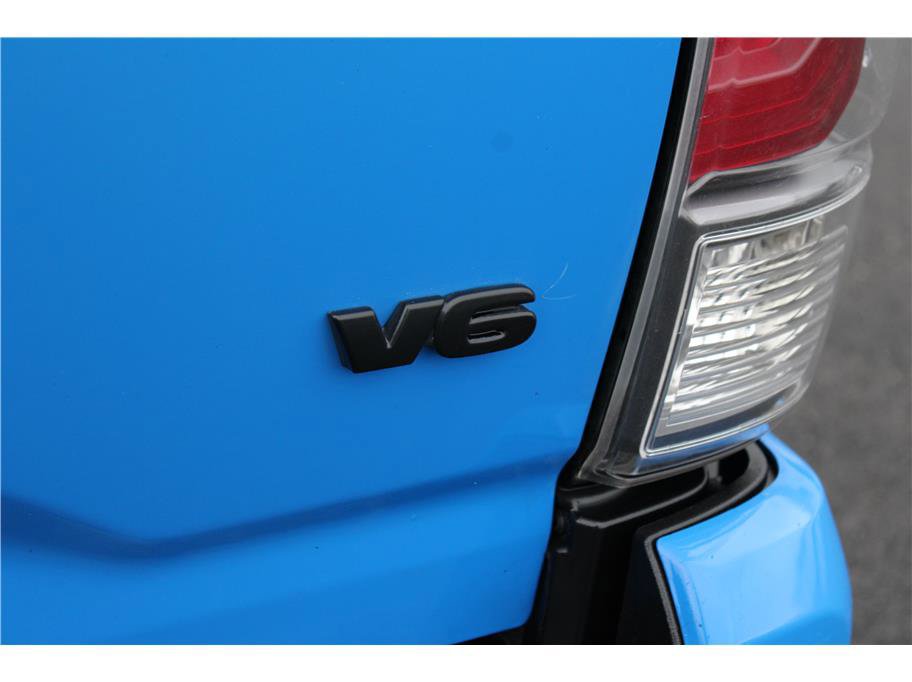 Used 2020 Toyota Tacoma TRD Sport w/ TRD Premium Sport Package image 41