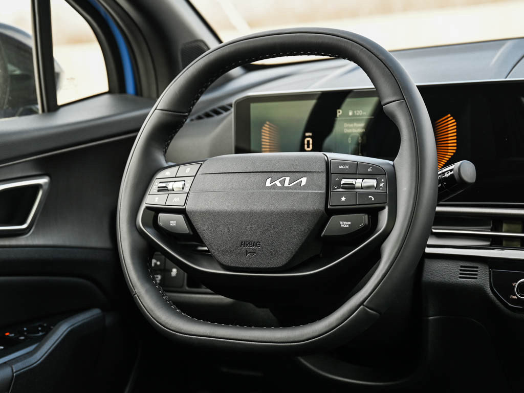 New 2026 Kia Sportage X-Line w/ X-Line Premium Package image 15