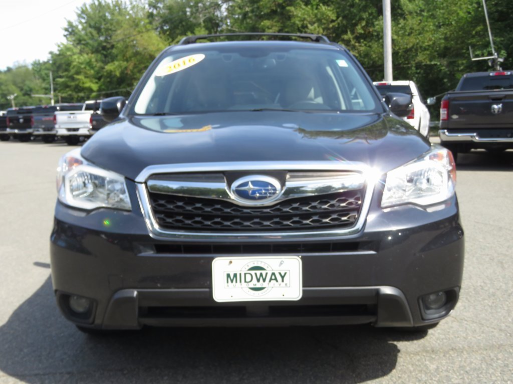 Used 2016 Subaru Forester 2.5i Touring w/ Eyesight & Navigation System image 3