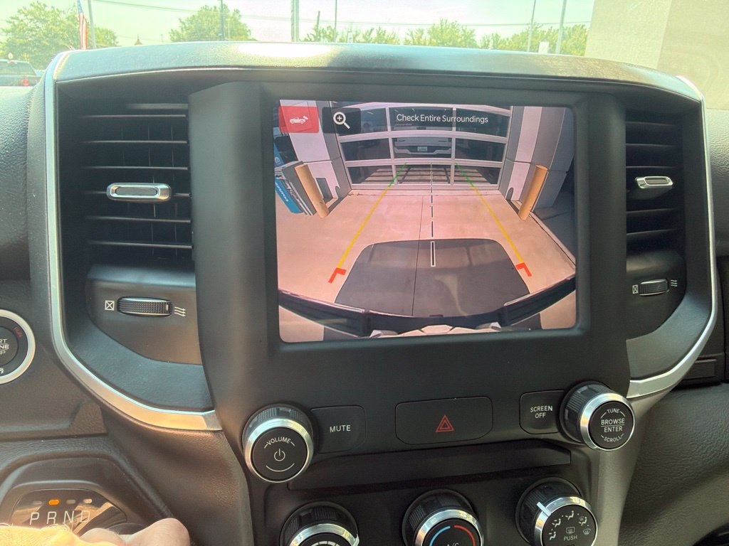 Used 2022 RAM 1500 Big Horn AWD/4WD image 10