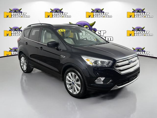 Used 2019 Ford Escape SEL AWD/4WD image 3