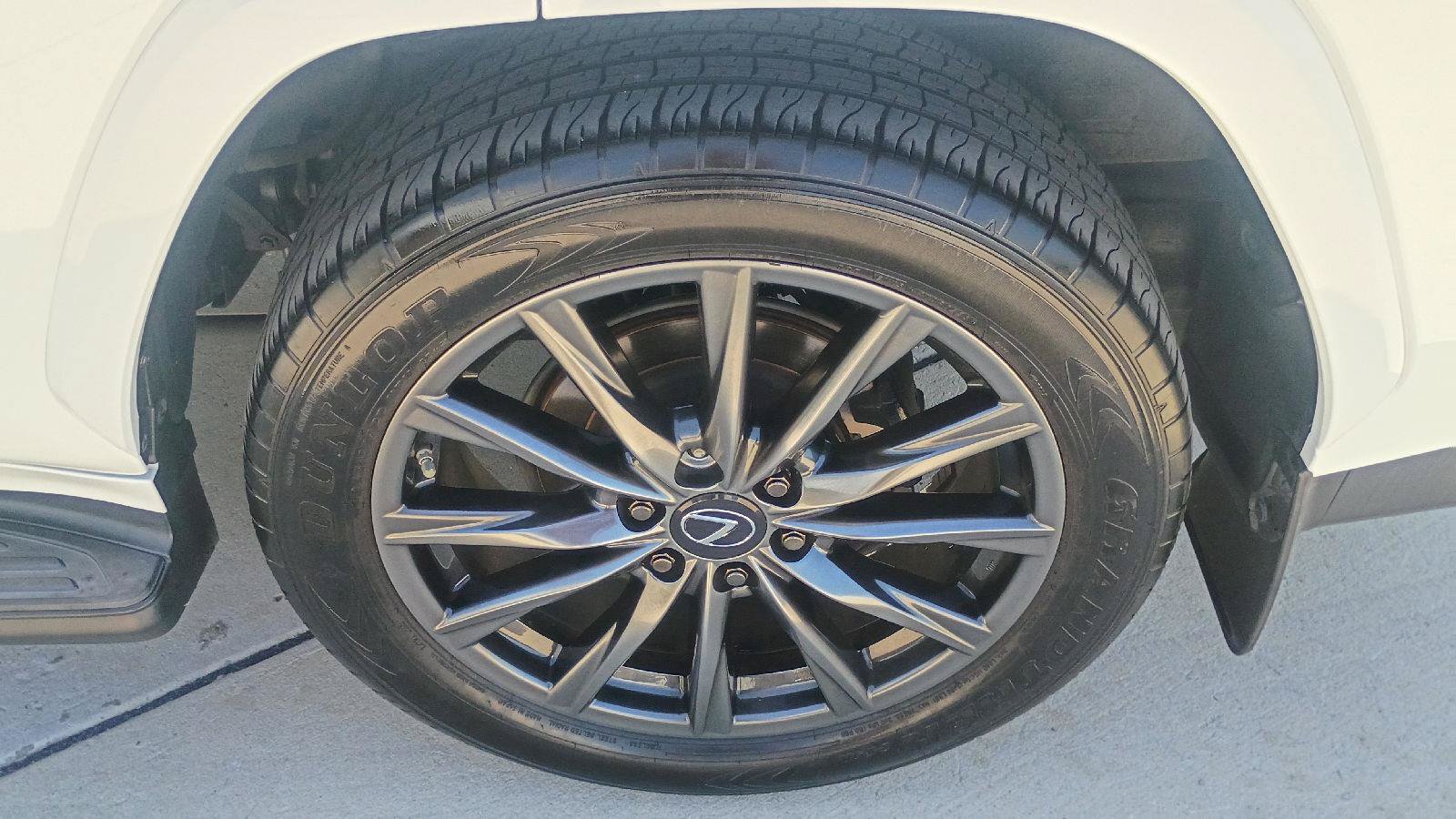 Used 2023 Lexus LX 600 F Sport w/ Accessory Package (Z1) AWD/4WD image 25