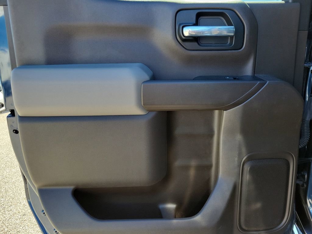 Used 2019 Chevrolet Silverado 1500 LT w/ All-Star Edition AWD/4WD image 11