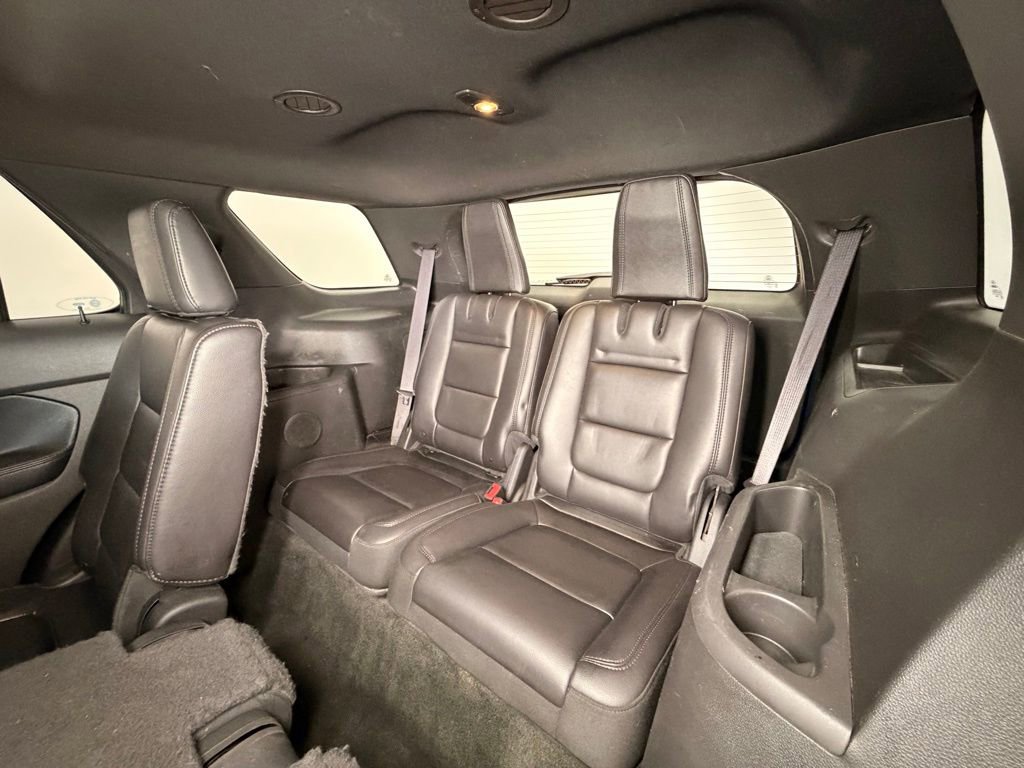 Used 2013 Ford Explorer XLT FWD image 5