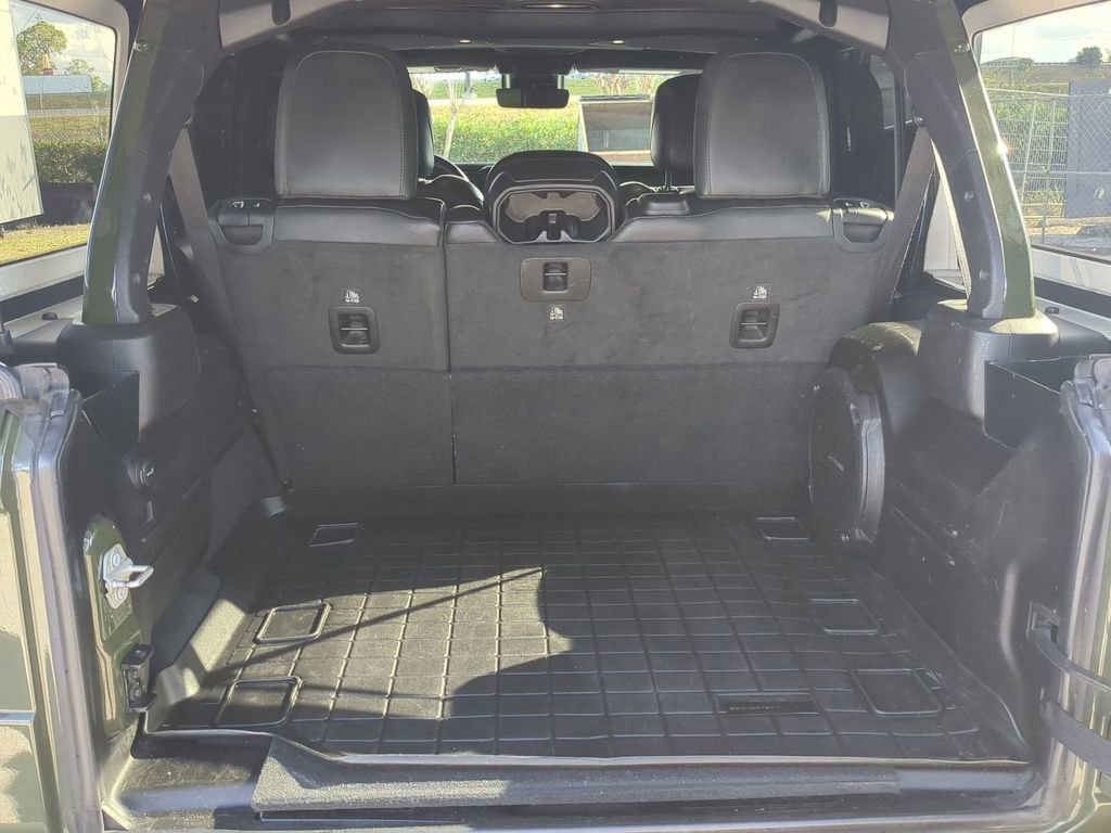 Used 2024 Jeep Wrangler Unlimited Rubicon image 11