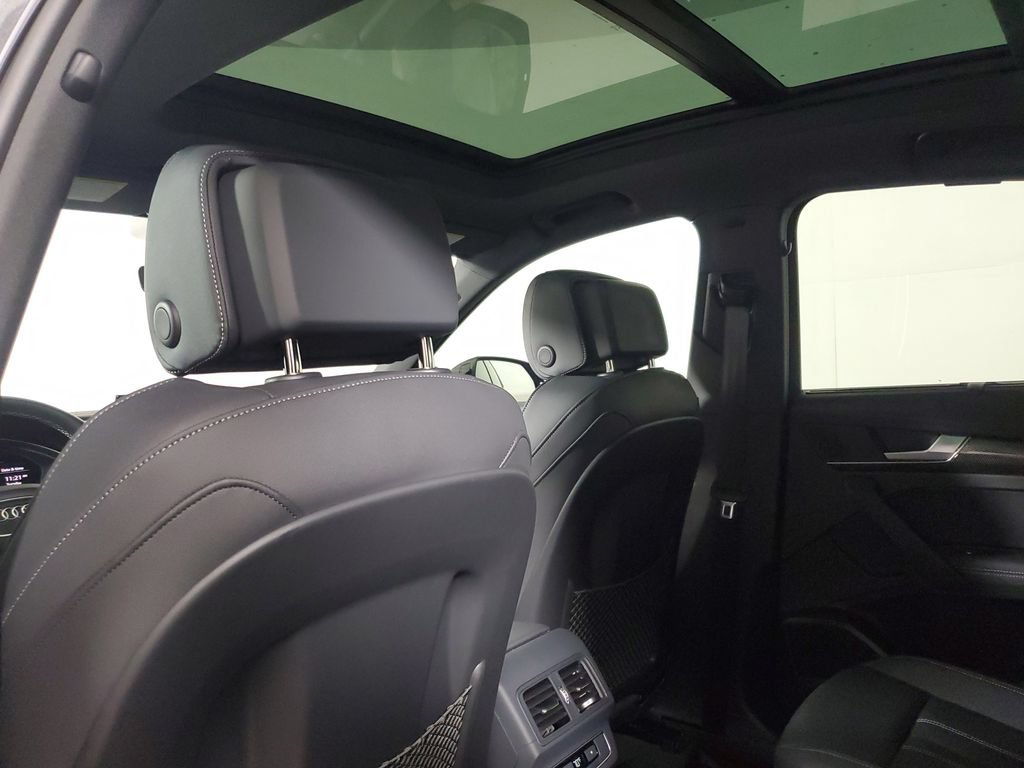 Used 2024 Audi SQ5 Premium Plus AWD/4WD image 13