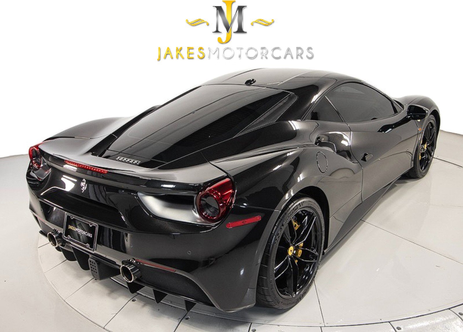 Used 2018 Ferrari 488 GTB image 11