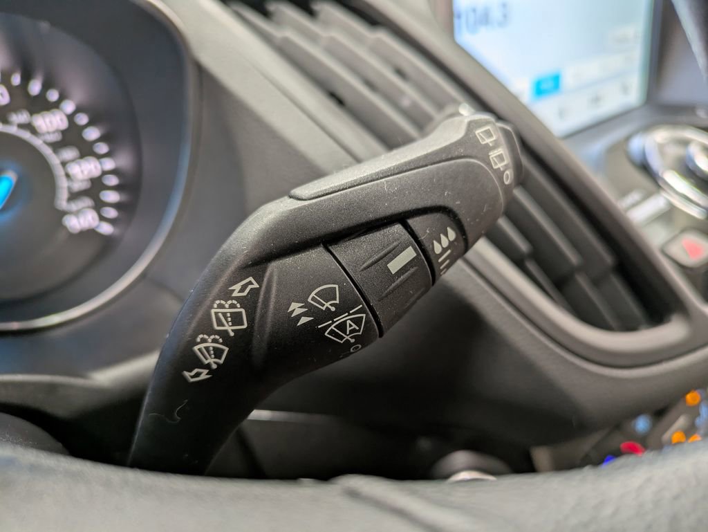 Used 2019 Ford Escape Titanium AWD/4WD image 18