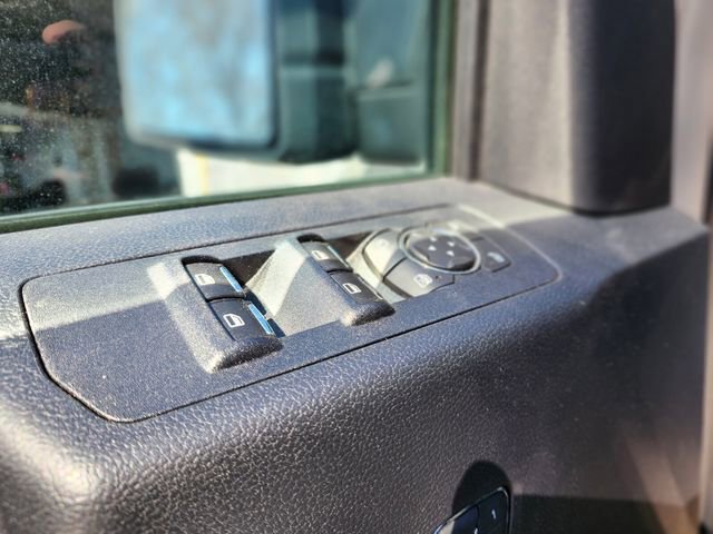 Used 2018 Ford F150 Lariat w/ Equipment Group 502A Luxury image 17