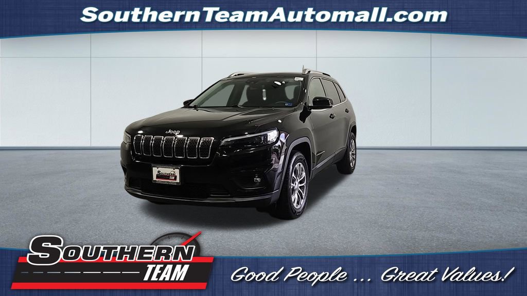 Used 2021 Jeep Cherokee Latitude Lux w/ Mopar Interior Package AWD/4WD image 1