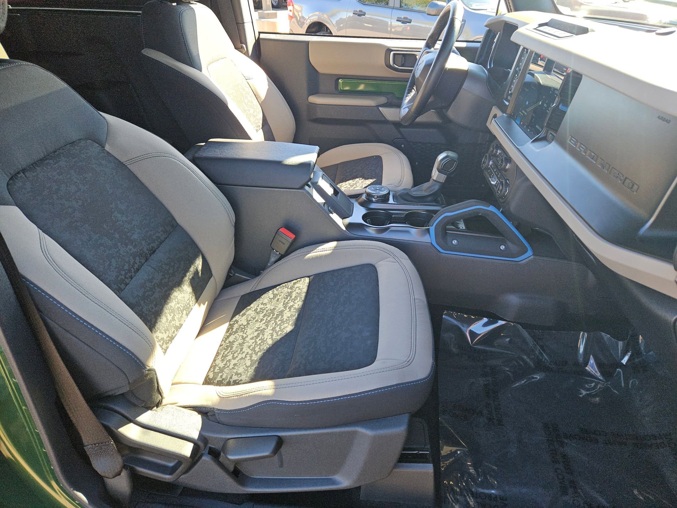 Used 2023 Ford Bronco Wildtrak image 22