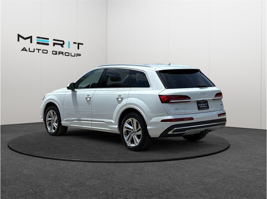 Used 2020 Audi Q7 3.0T Premium Plus w/ Premium Plus Package AWD/4WD image 7