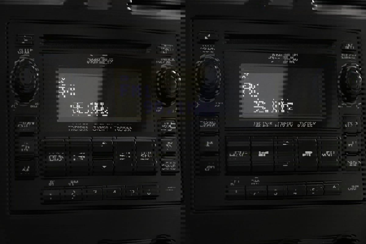 Used 2014 Subaru Forester 2.5i Limited image 26