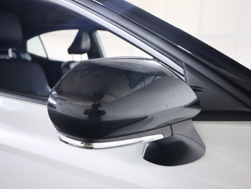 Used 2025 Toyota Camry XSE FWD image 65
