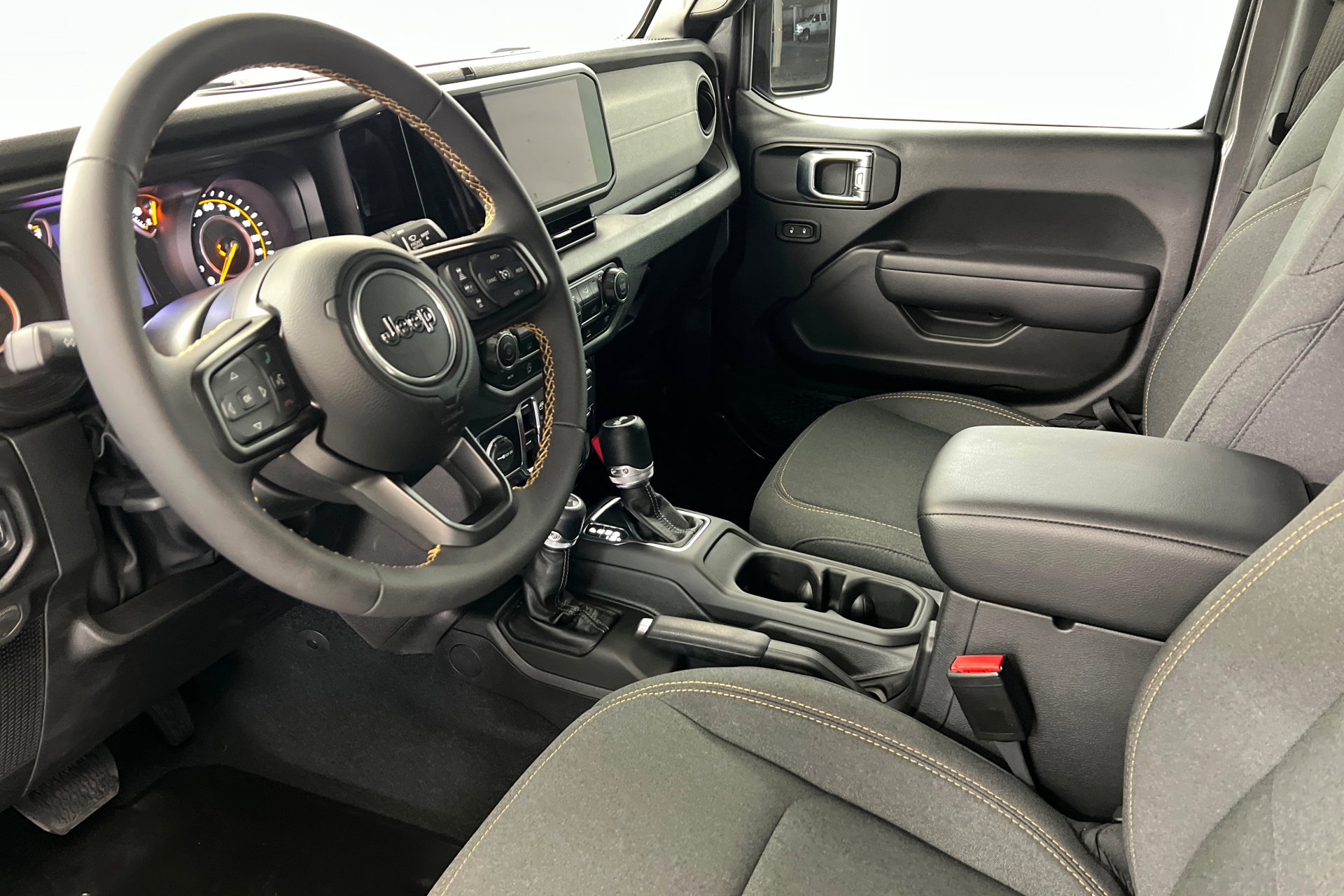 Certified 2024 Jeep Wrangler Sport S image 15