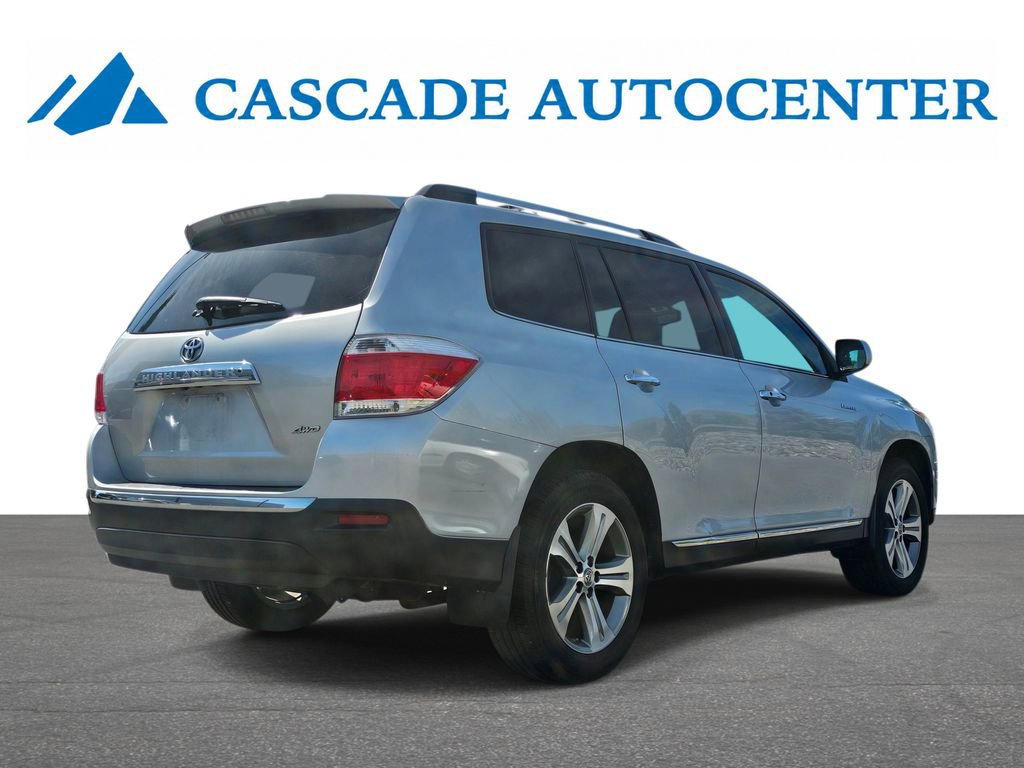 Used 2011 Toyota Highlander Limited w/ Tow Pkg AWD/4WD image 9