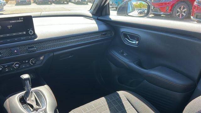 Used 2025 Honda HR-V Sport image 24