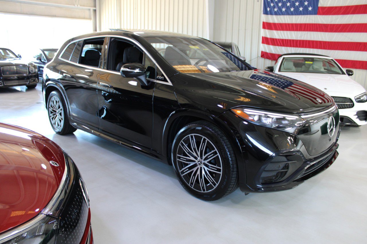 Used 2023 Mercedes-Benz EQS 580 4MATIC SUV image 42