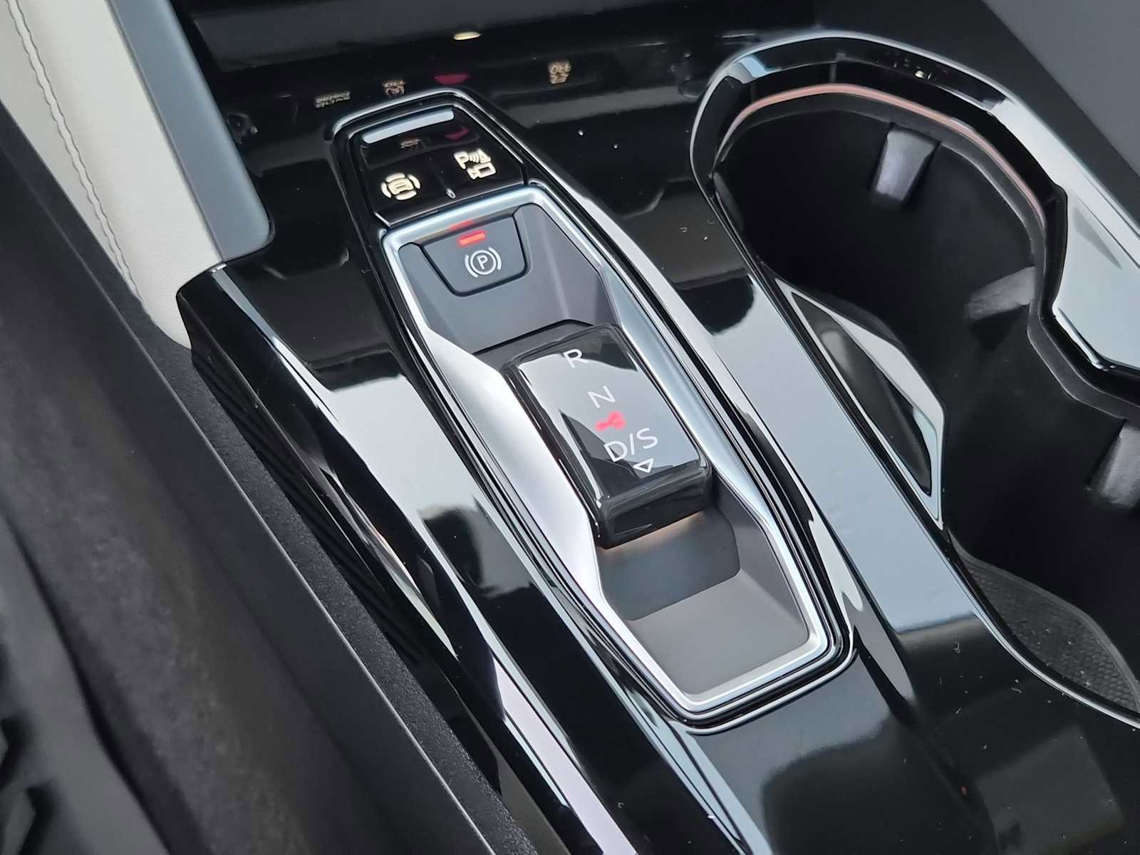 Certified 2025 Audi Q5 Premium Plus w/ Premium Plus image 25