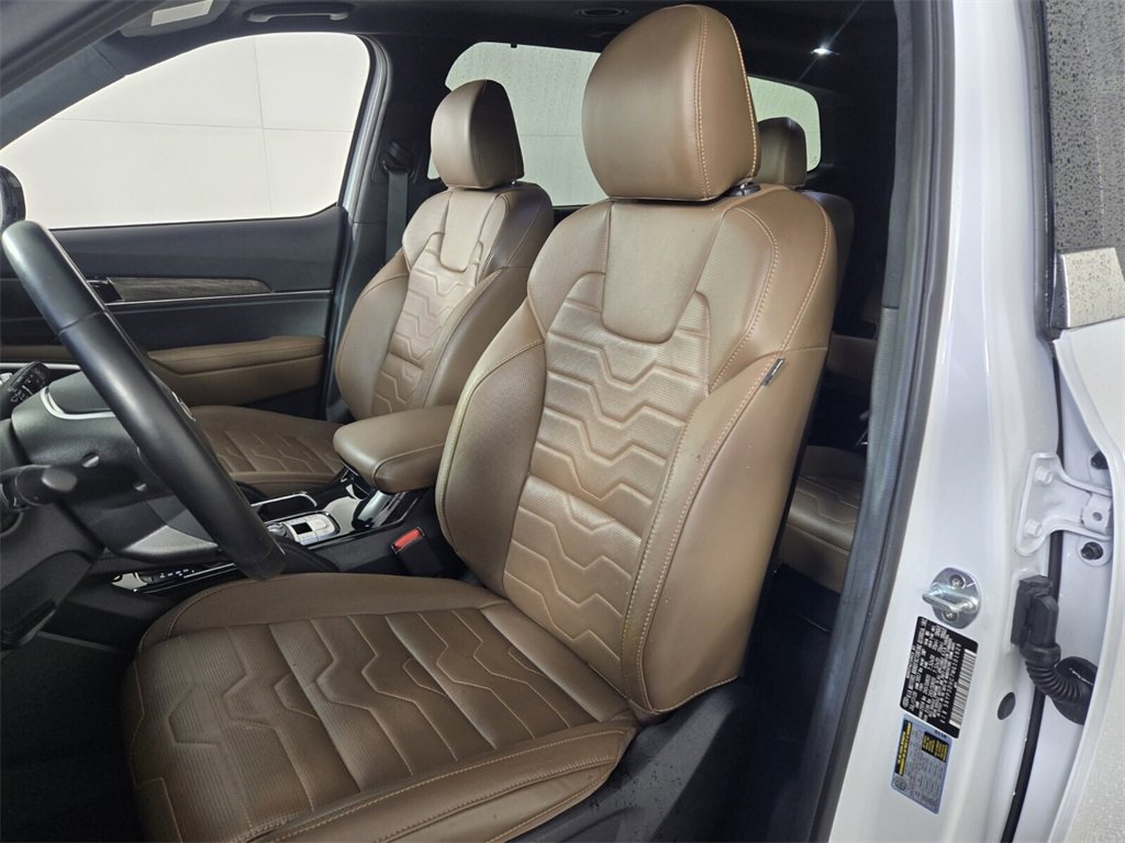Used 2021 Kia Telluride SX w/ SX Prestige Package image 6