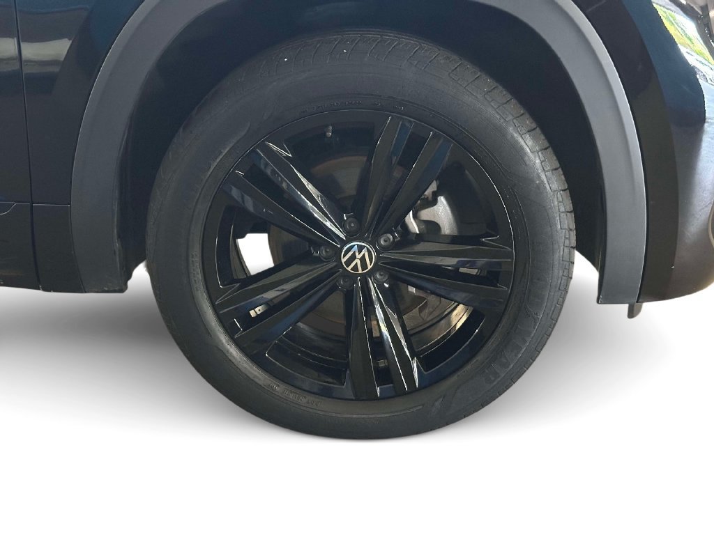 Used 2023 Volkswagen Atlas SEL R-Line AWD/4WD image 12