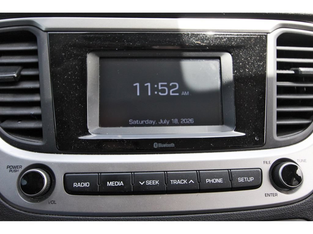 Used 2022 Hyundai Accent SE FWD image 10