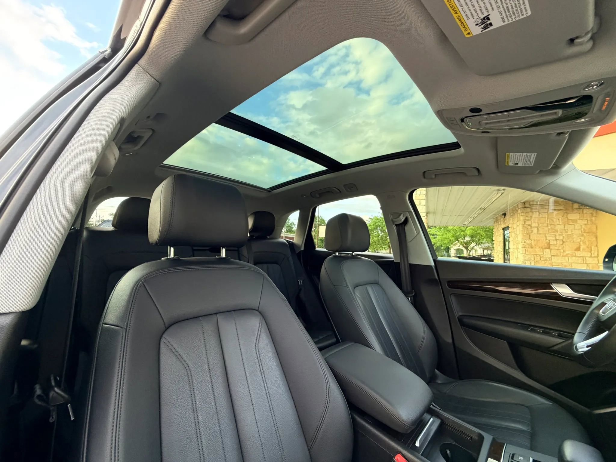 Used 2020 Audi Q5 2.0T Premium w/ Convenience Package AWD/4WD image 15