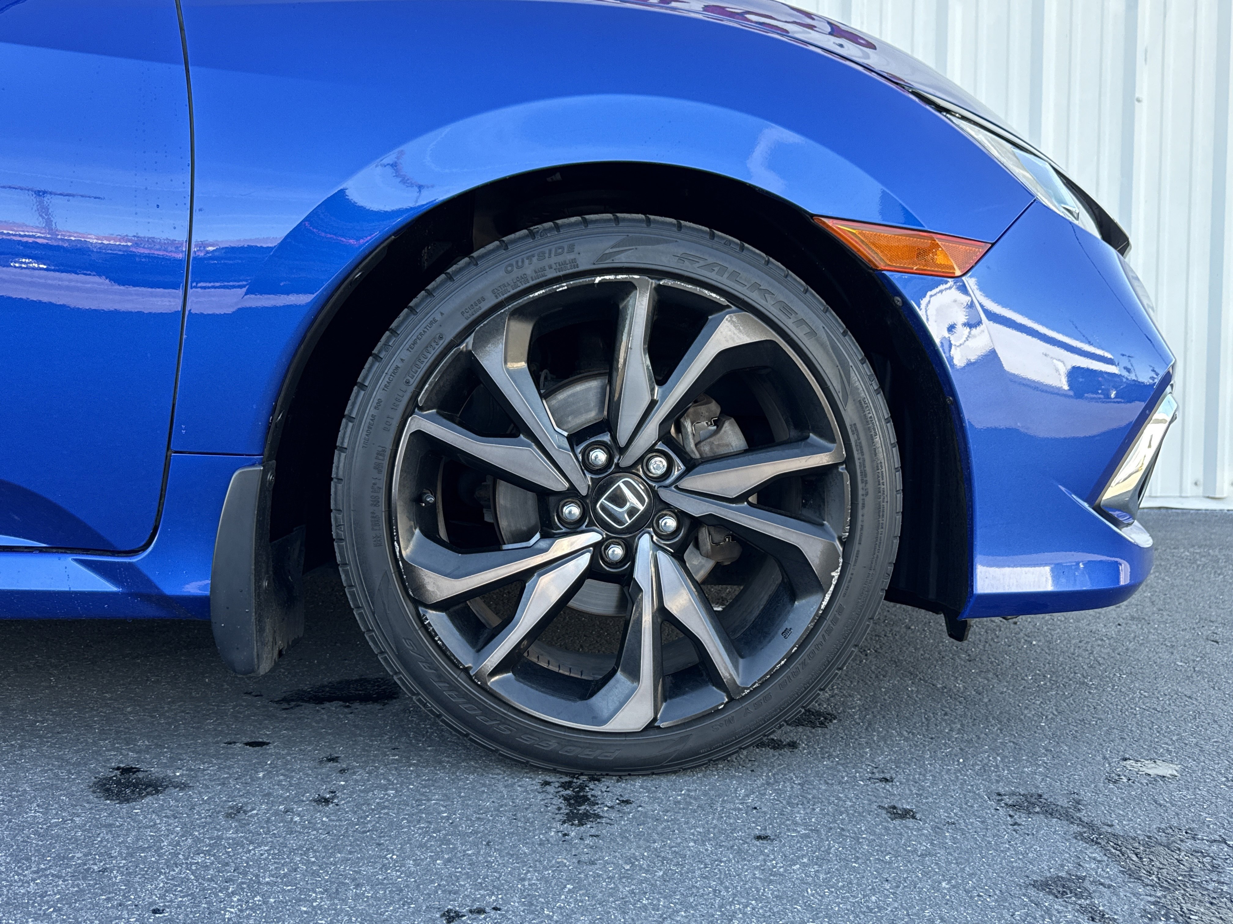 Used 2020 Honda Civic Sport image 28