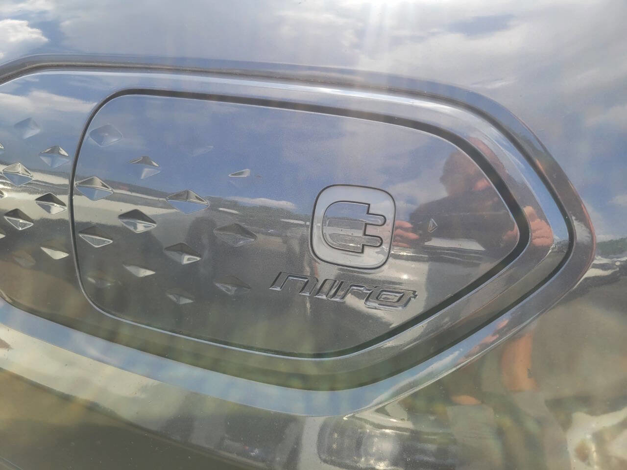 Used 2019 Kia Niro EX w/ Cold Weather Package 2.0 image 35