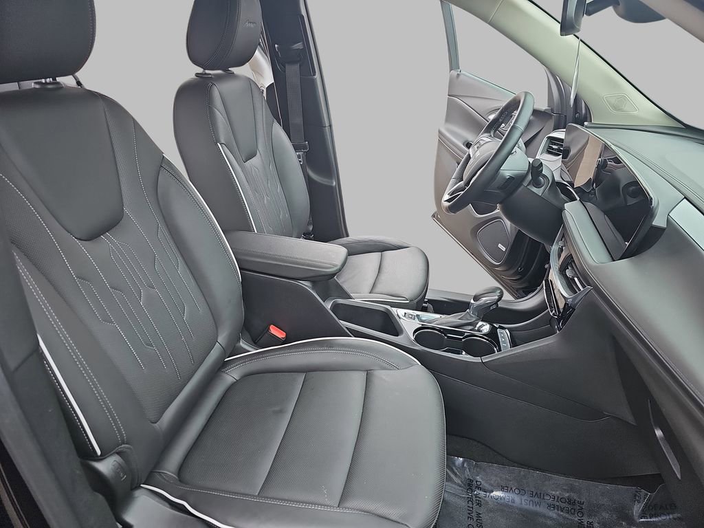 Certified 2024 Buick Encore GX Avenir w/ Avenir Convenience Package AWD/4WD image 13