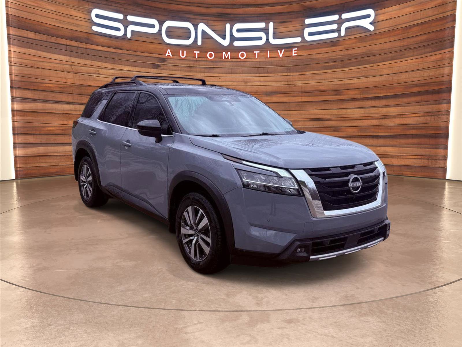 Used 2024 Nissan Pathfinder SL image 9