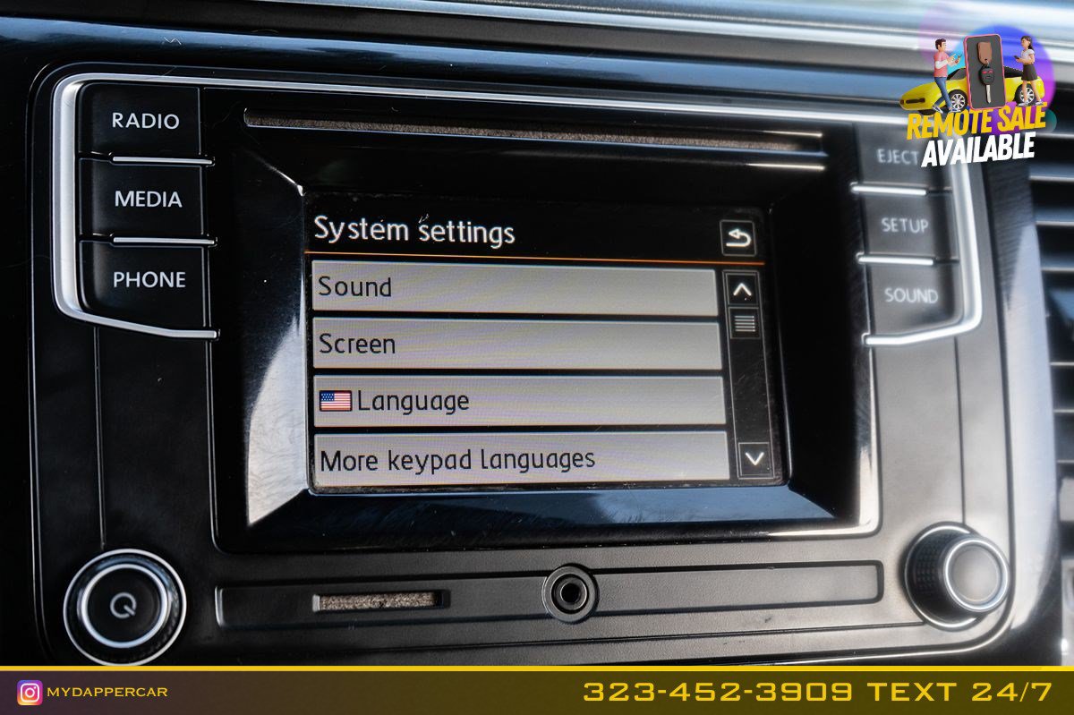 Used 2018 Volkswagen Beetle 2.0T S FWD image 28