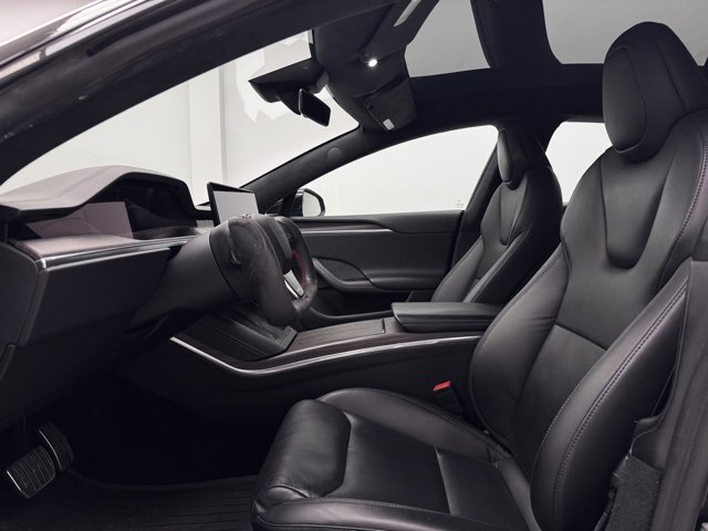 Used 2023 Tesla Model S Standard Range image 12
