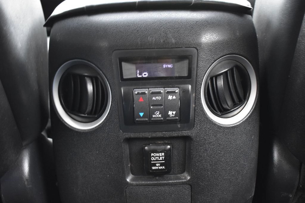 Used 2010 Honda Pilot Touring image 31