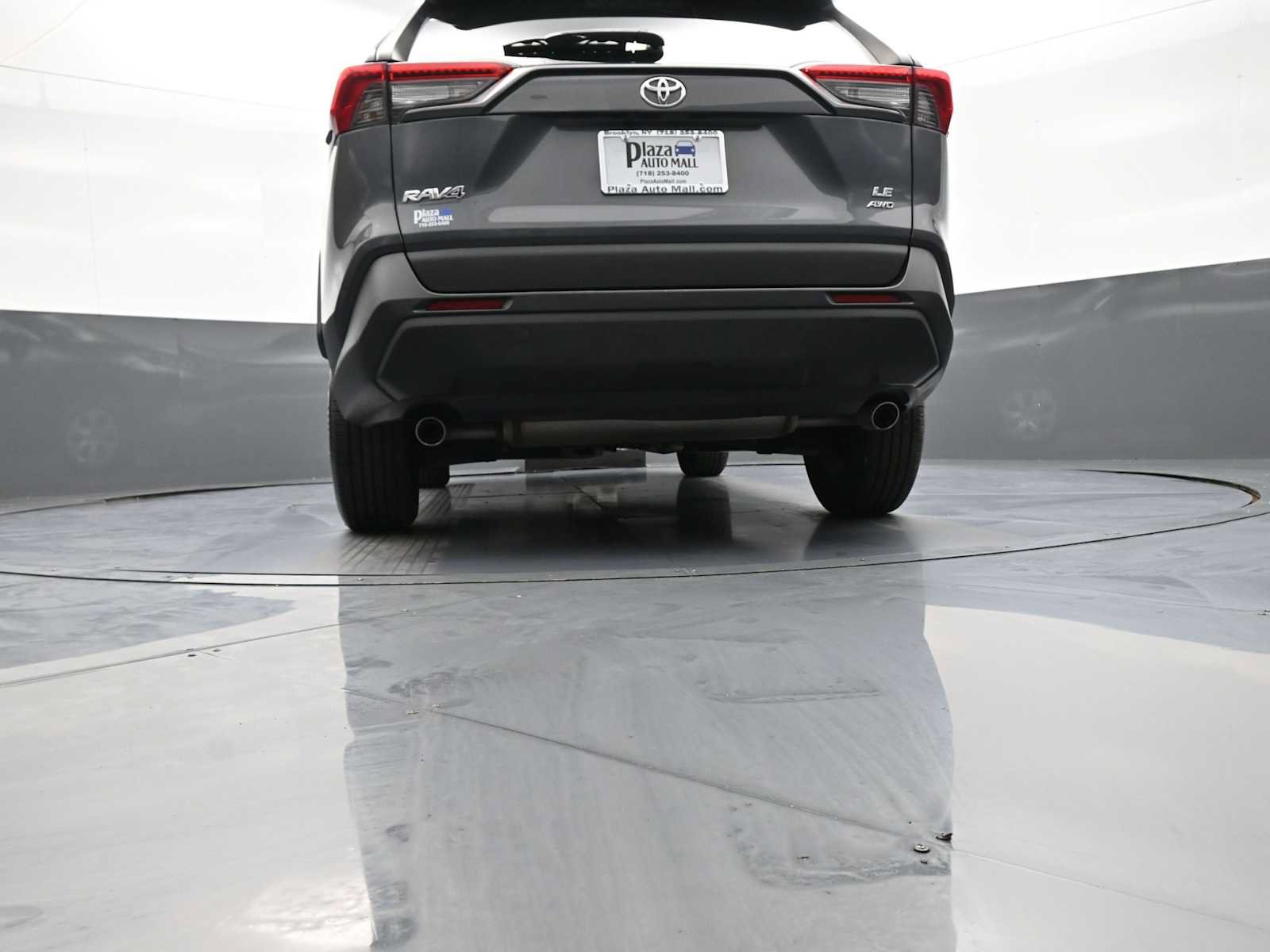 Used 2020 Toyota RAV4 LE w/ All Weather Liner Package AWD/4WD image 30