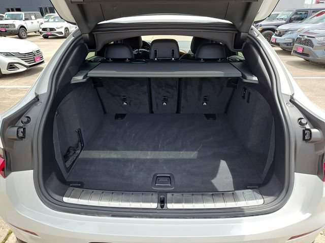 Used 2024 BMW X4 xDrive30i w/ Parking Assistance Package AWD/4WD image 18