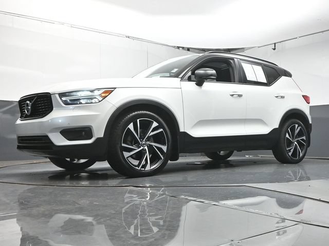 Used 2020 Volvo XC40 T5 R-Design w/ Protection Package AWD/4WD image 35